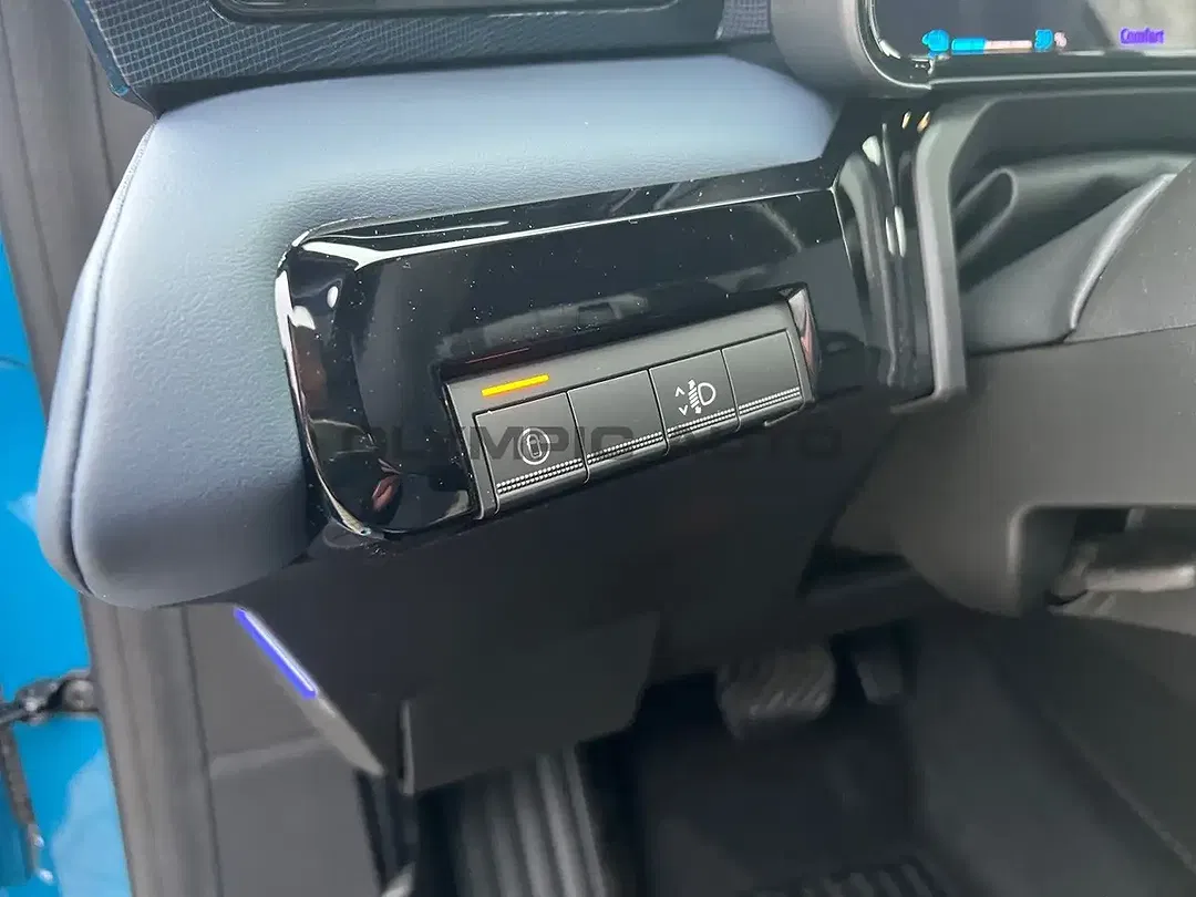Nissan Micra - Thumbnail 14