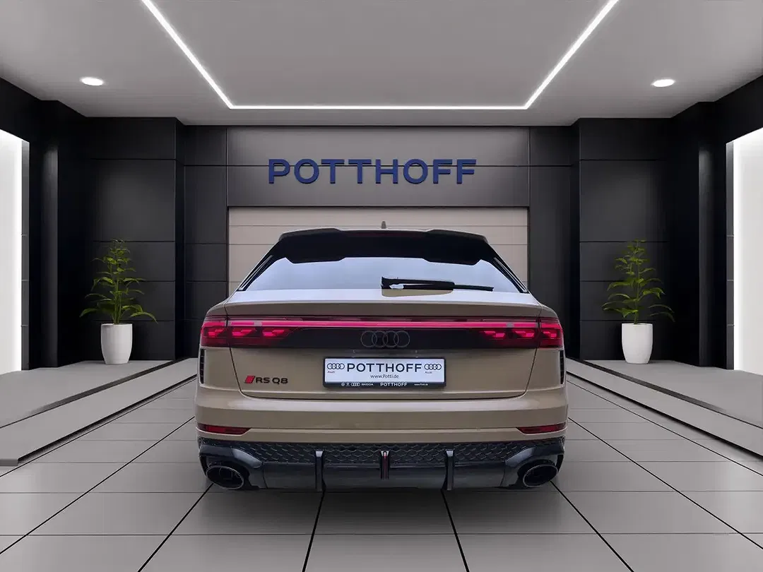 Audi RS Q8 - Thumbnail 4