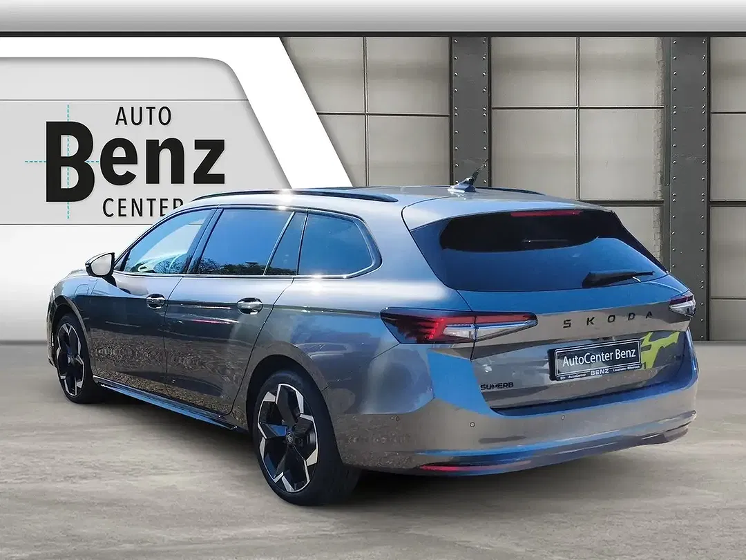 Skoda Superb - Thumbnail 3