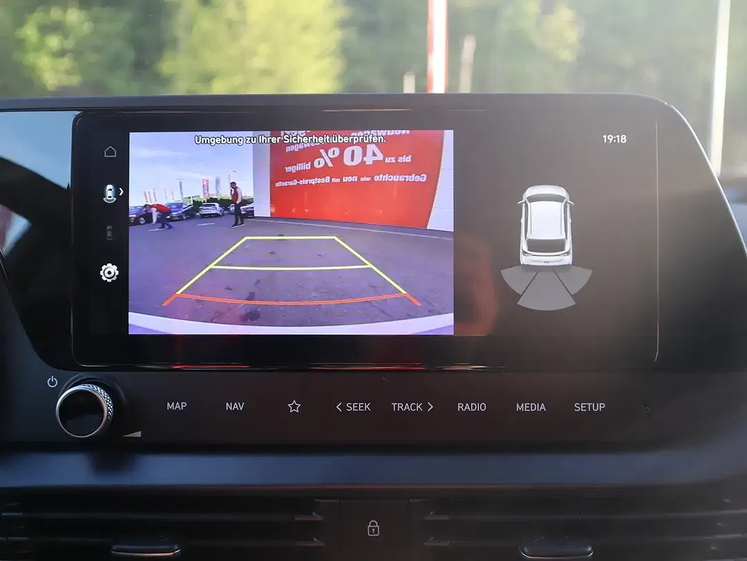 Hyundai i20 - Thumbnail 11