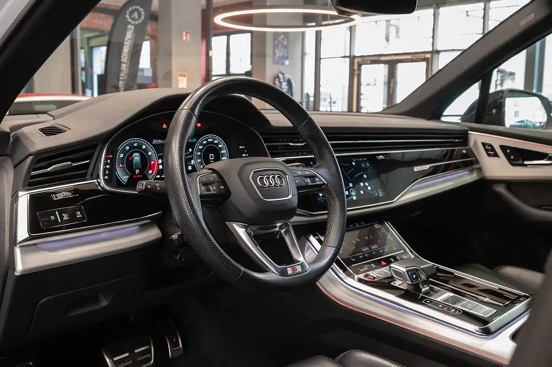 Audi SQ7 - Thumbnail 10