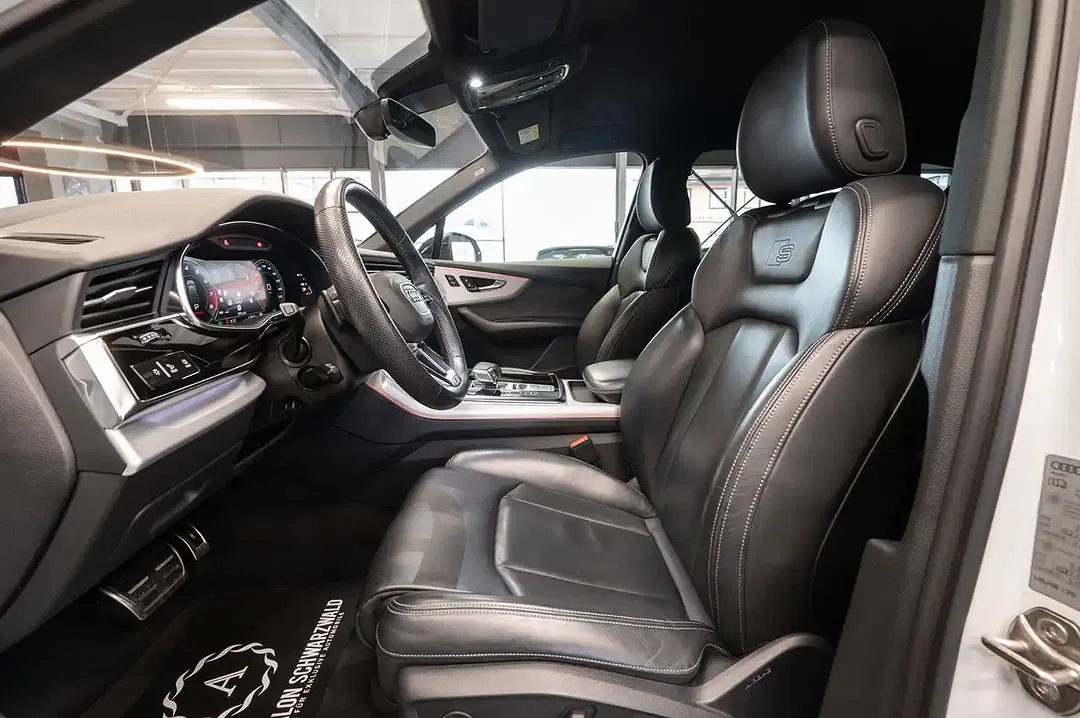 Audi SQ7 - Thumbnail 11