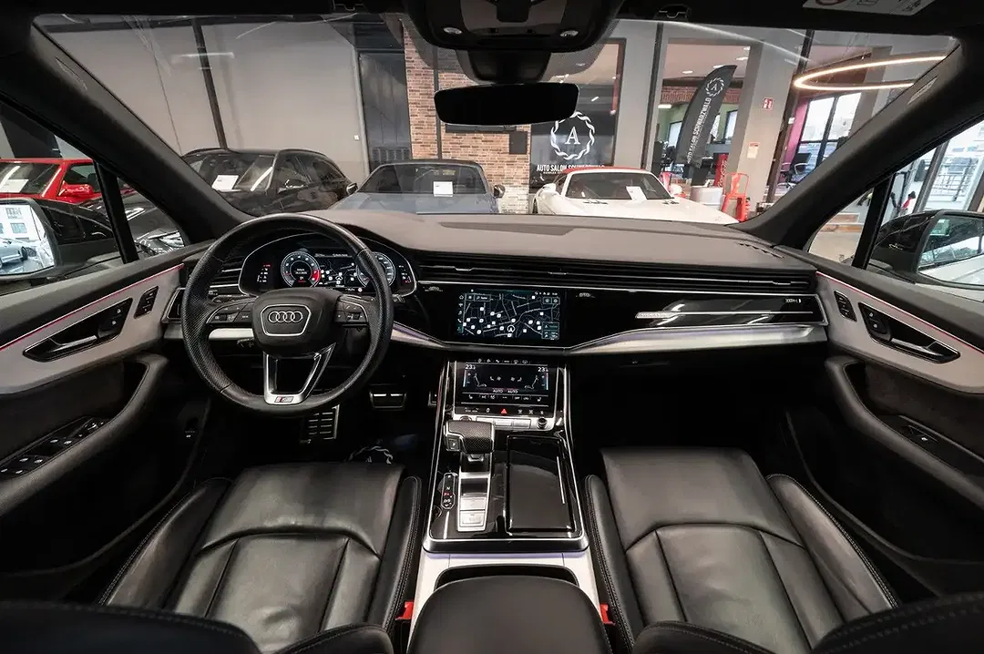 Audi SQ7 - Thumbnail 15