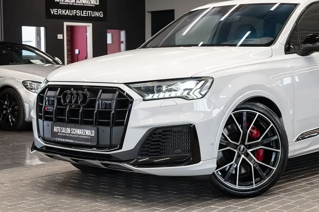 Audi SQ7 - Thumbnail 3