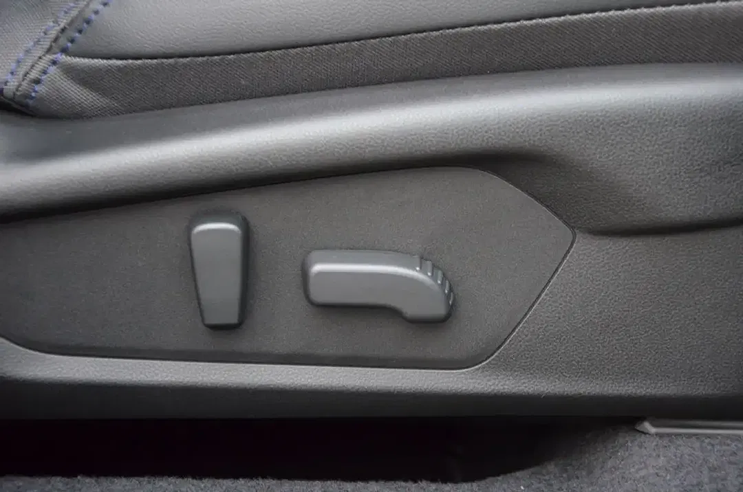 Subaru Forester - Thumbnail 15