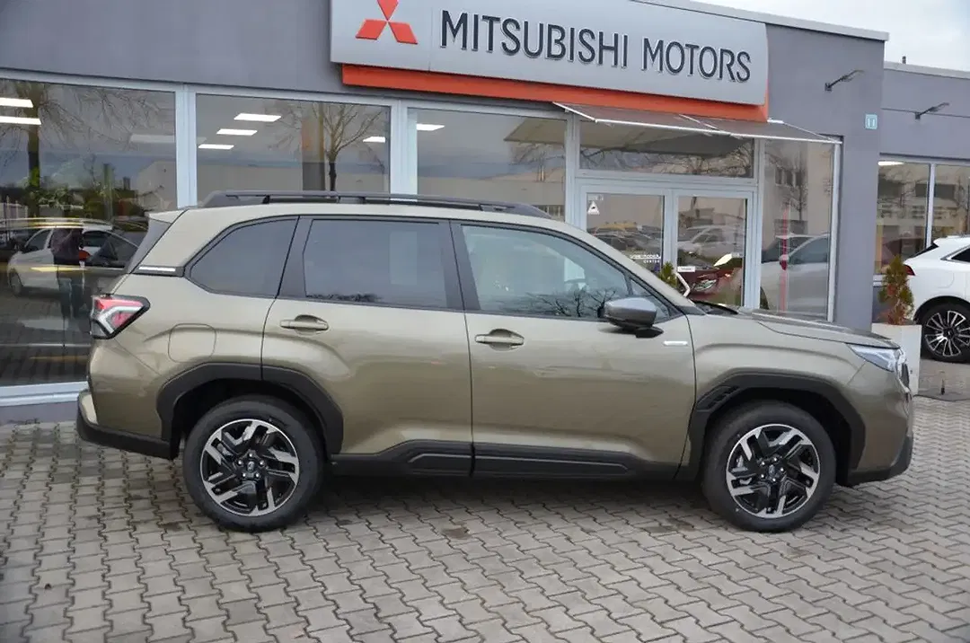 Subaru Forester - Thumbnail 2