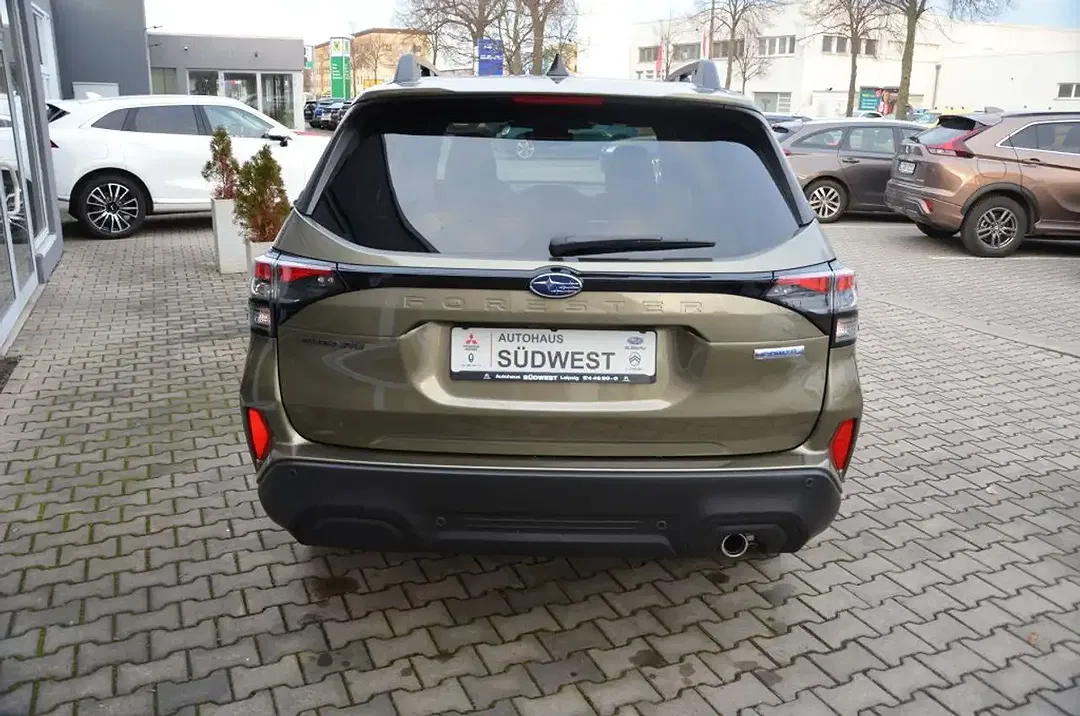 Subaru Forester - Thumbnail 4