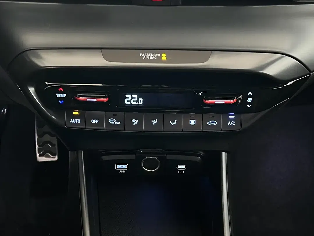 Hyundai i20 - Thumbnail 13