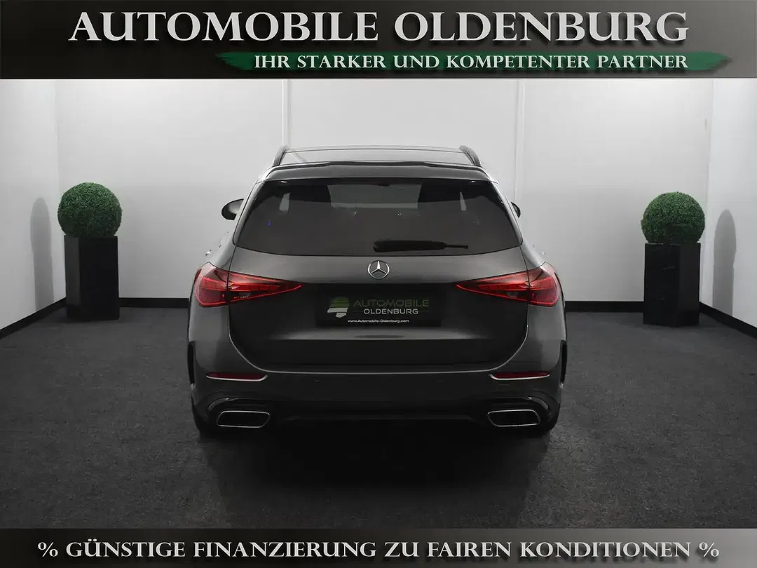 Mercedes-Benz C 300 - Thumbnail 9