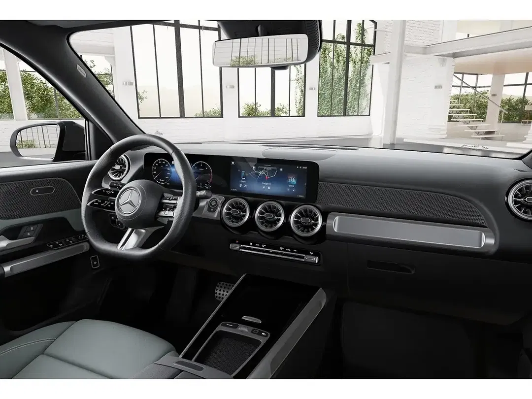 Mercedes-Benz GLB 220 - Thumbnail 11
