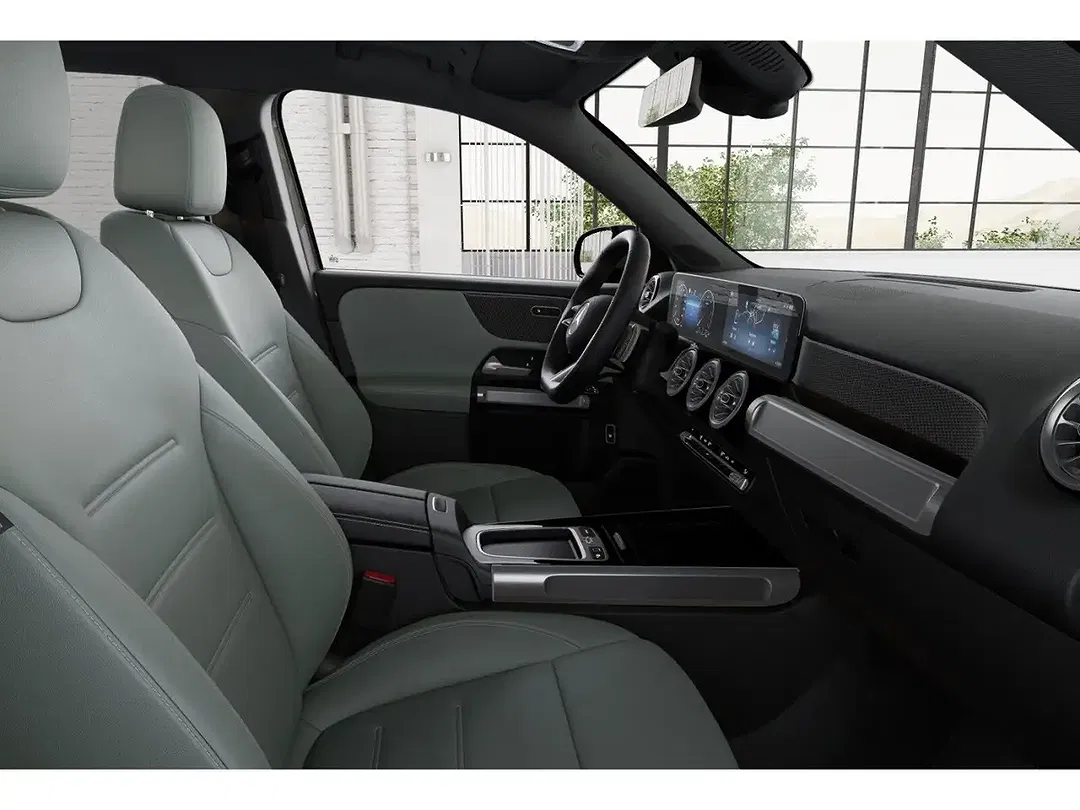 Mercedes-Benz GLB 220 - Thumbnail 12
