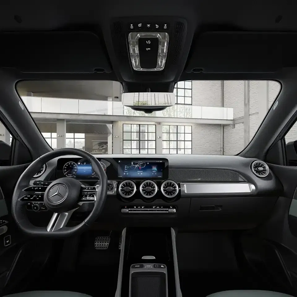 Mercedes-Benz GLB 220 - Thumbnail 14