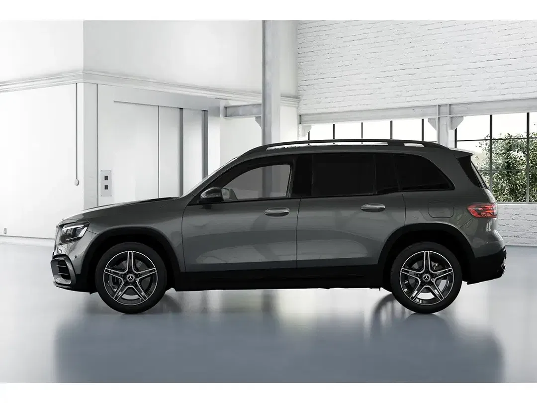 Mercedes-Benz GLB 220 - Thumbnail 3