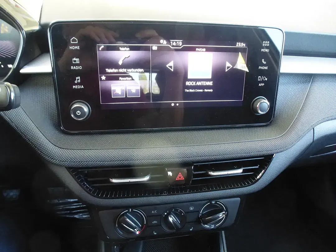 Skoda Fabia - Thumbnail 10