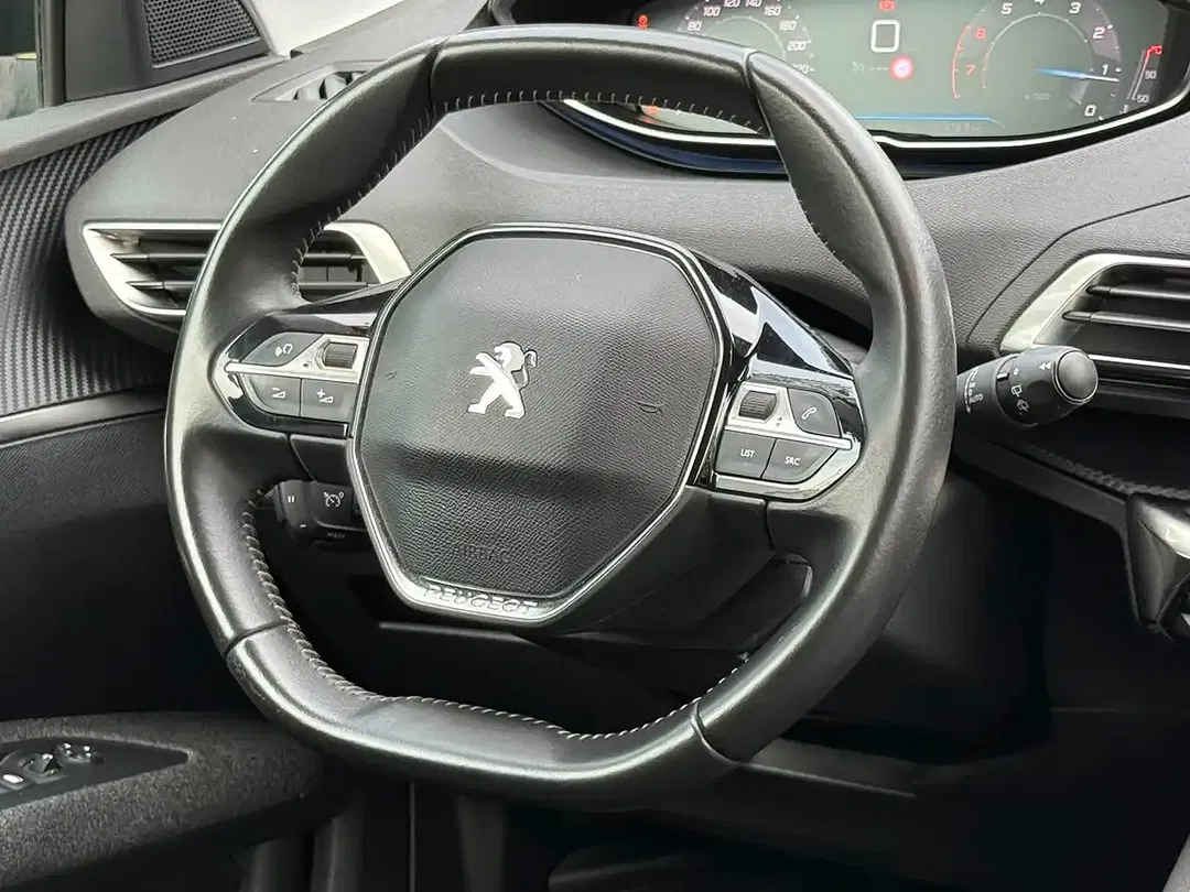 Peugeot 5008 - Thumbnail 15