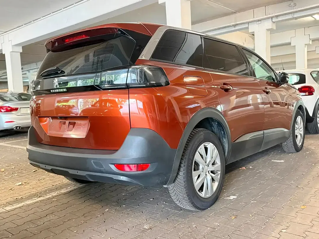 Peugeot 5008 - Thumbnail 4