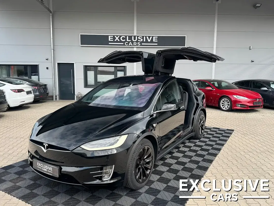 Tesla Model X Raven Long Range