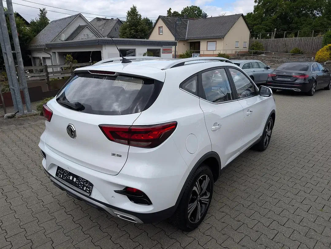 MG ZS - Thumbnail 5