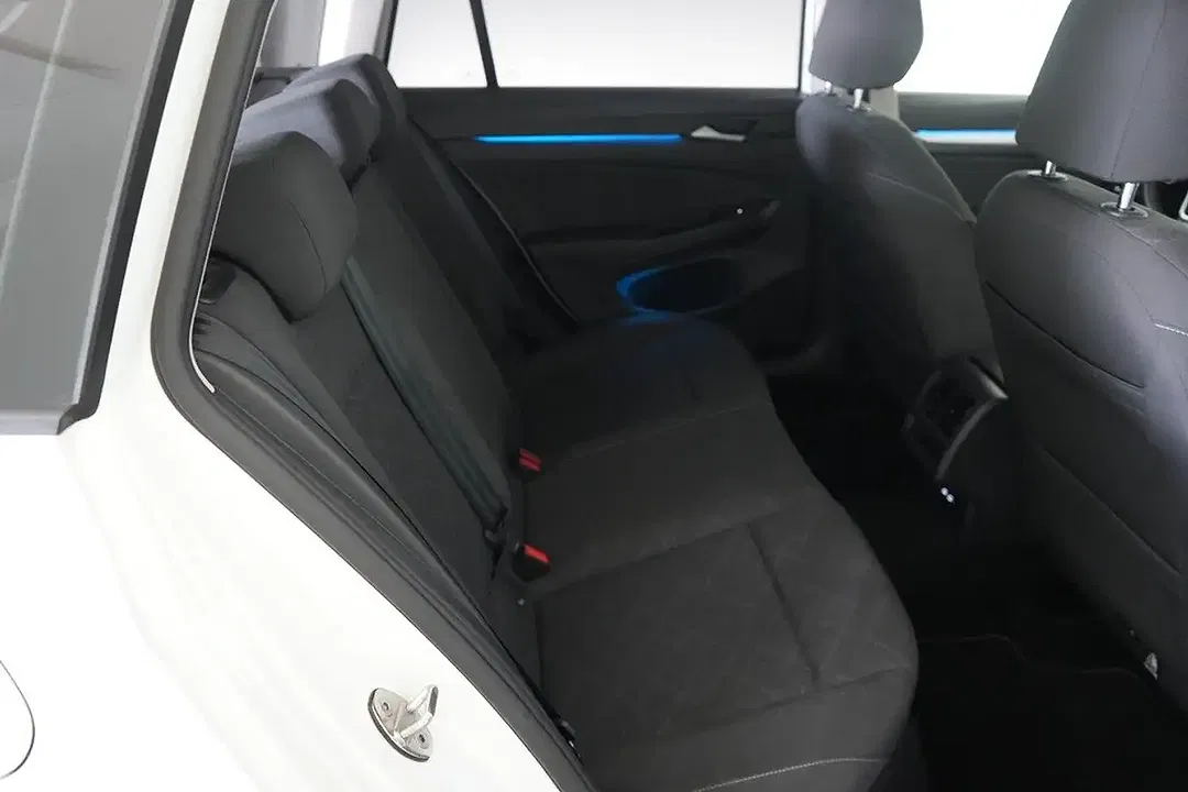Volkswagen Golf Variant - Thumbnail 10