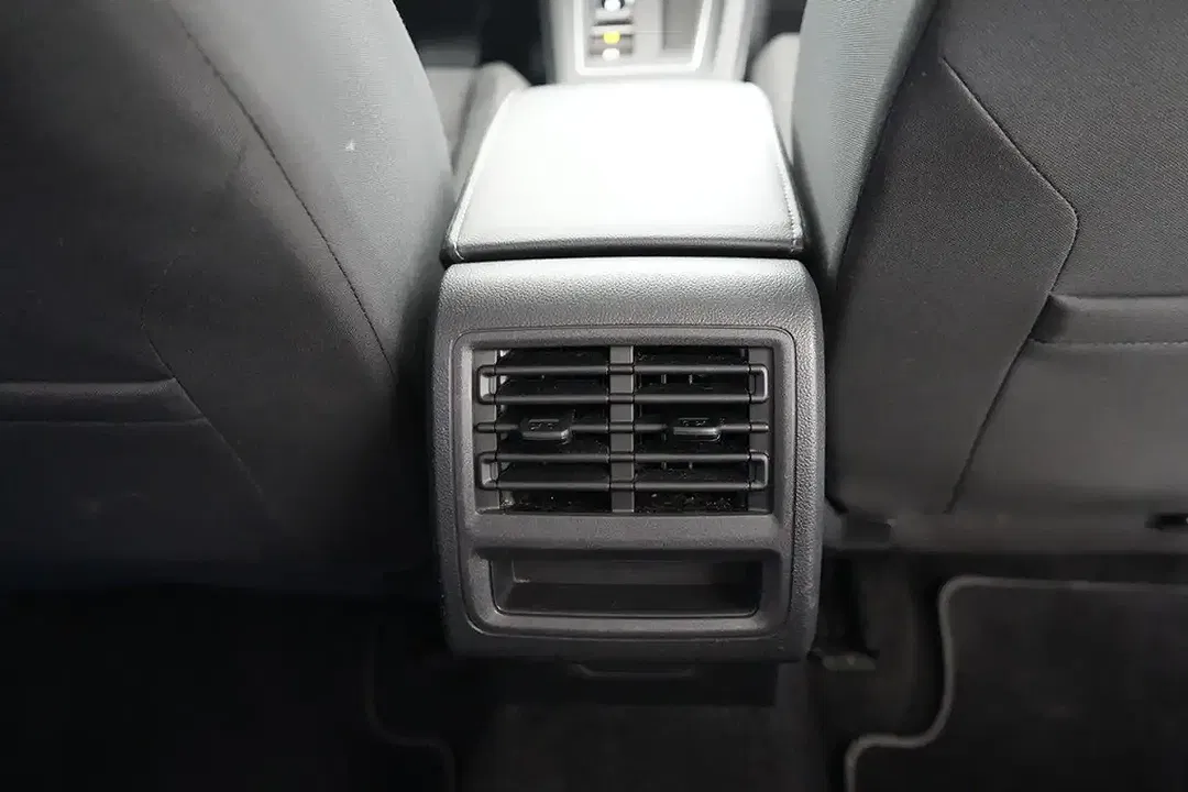 Volkswagen Golf Variant - Thumbnail 15
