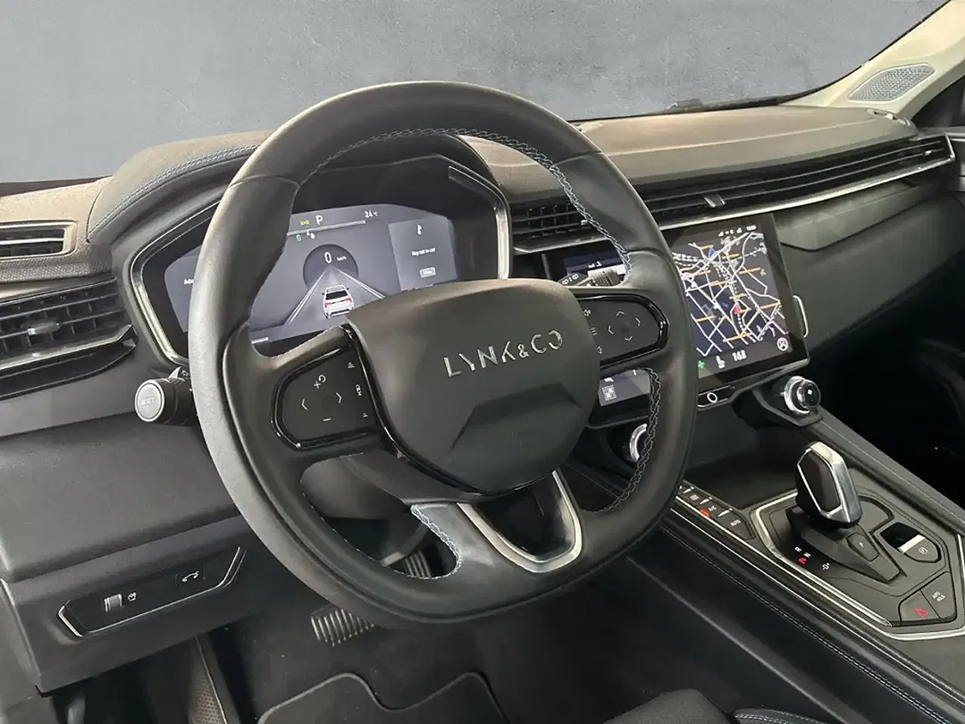 Lynk & Co 01 - Thumbnail 9