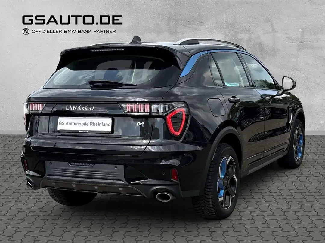 Lynk & Co 01 - Thumbnail 5
