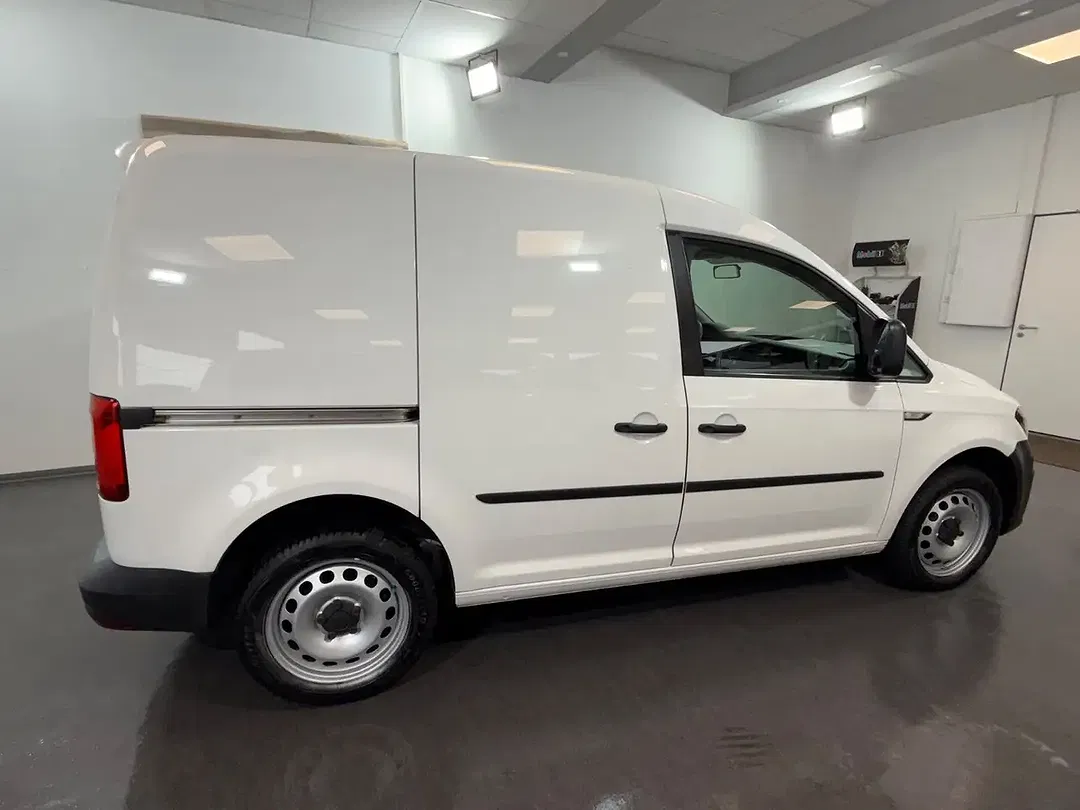 Volkswagen Caddy - Thumbnail 5