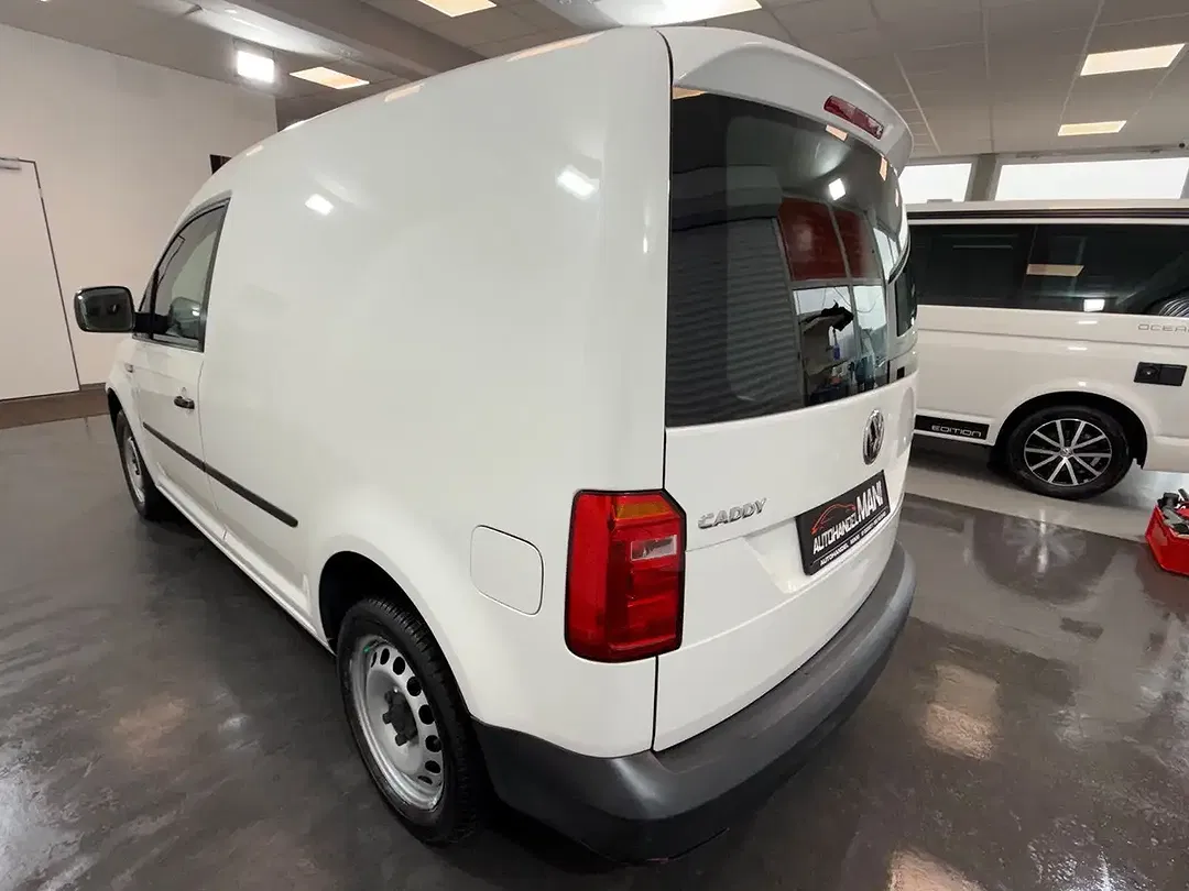 Volkswagen Caddy - Thumbnail 6