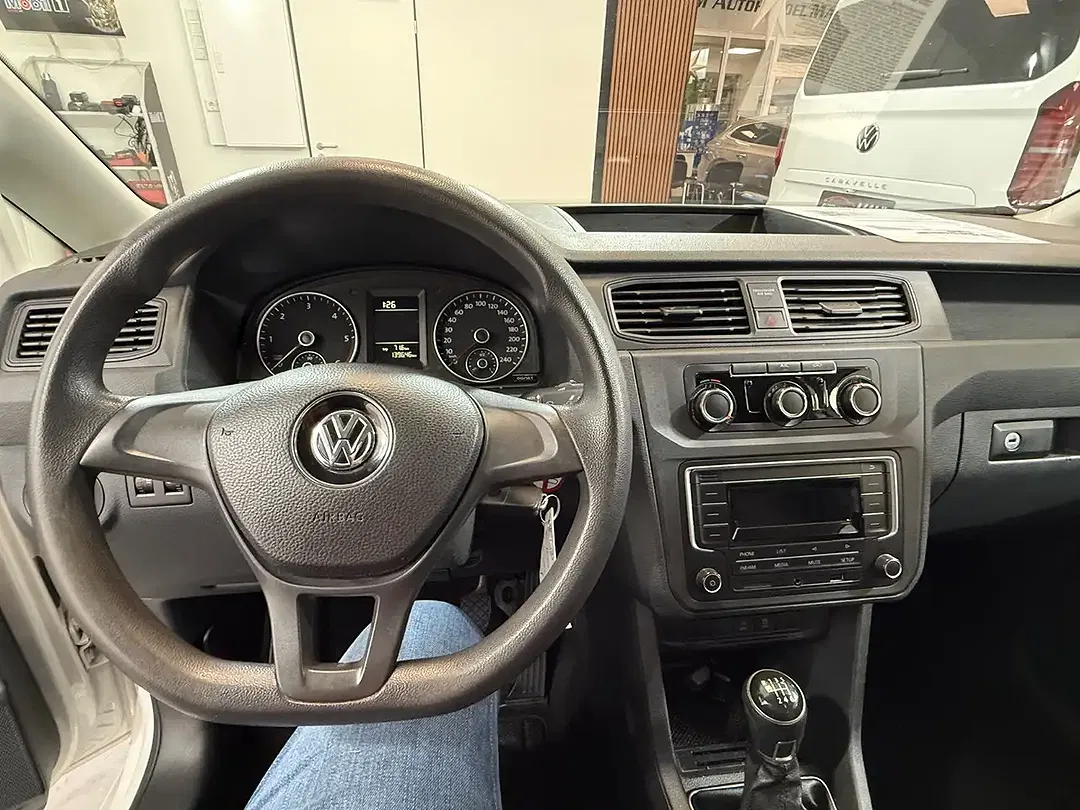 Volkswagen Caddy - Thumbnail 9