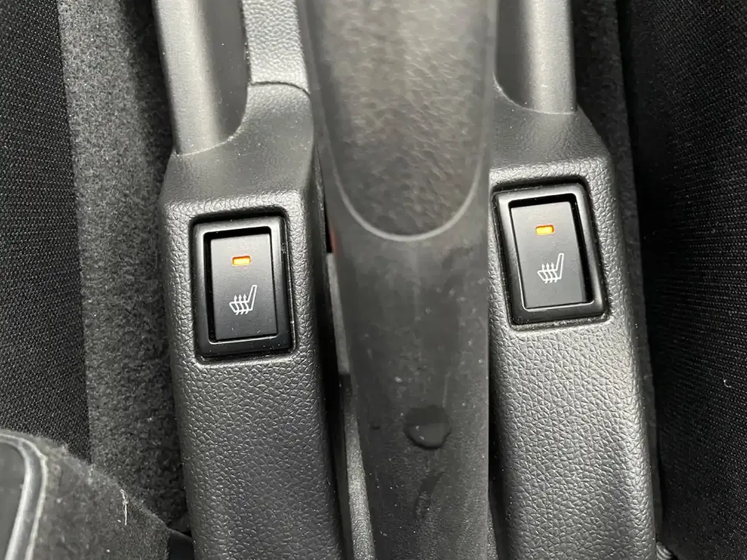 Suzuki Swift - Thumbnail 11