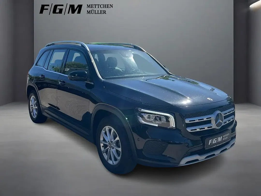 Mercedes-Benz GLB 200 - Thumbnail 4