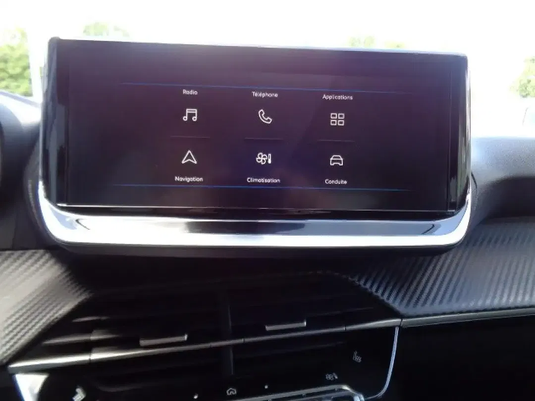 Peugeot 208 - Thumbnail 14