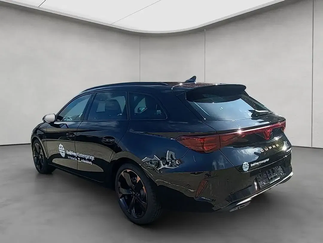 CUPRA Leon - Thumbnail 3