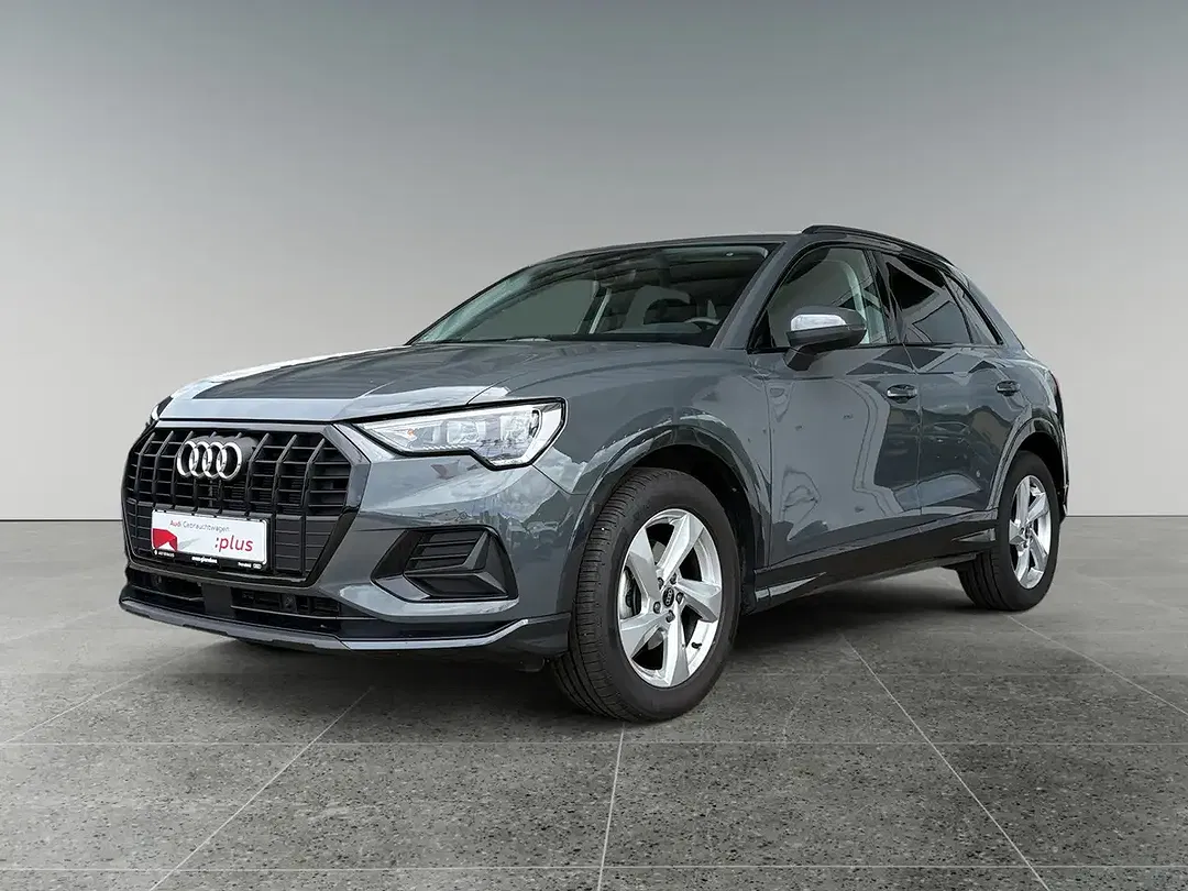 Audi Q3 - Thumbnail 1