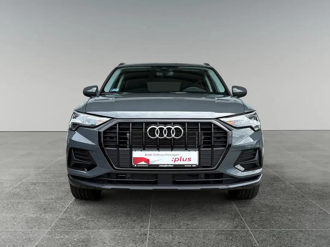 Audi Q3 - Thumbnail 4