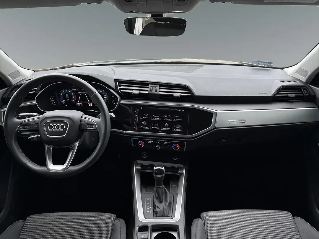 Audi Q3 - Thumbnail 7