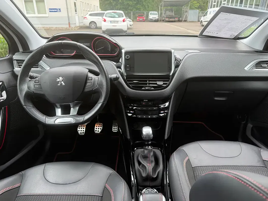 Peugeot 2008 - Thumbnail 10