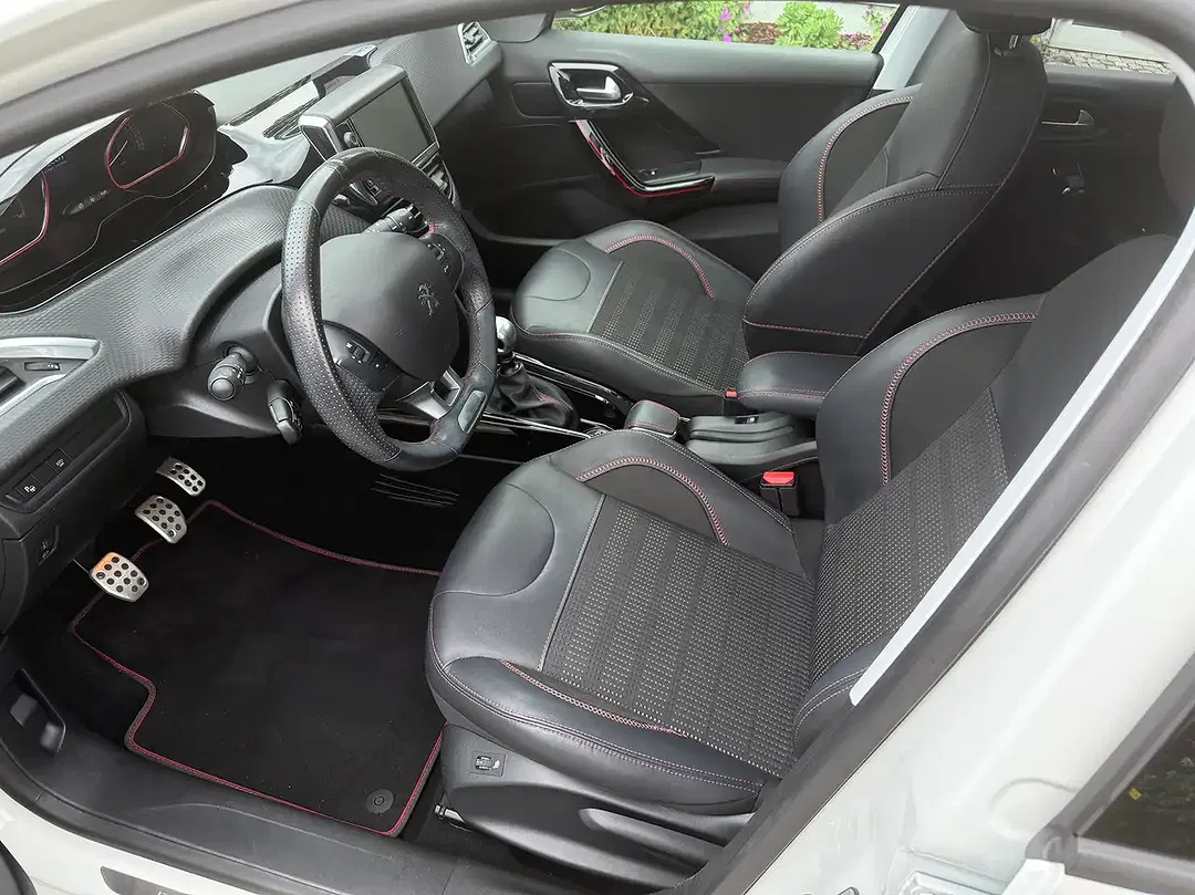 Peugeot 2008 - Thumbnail 12