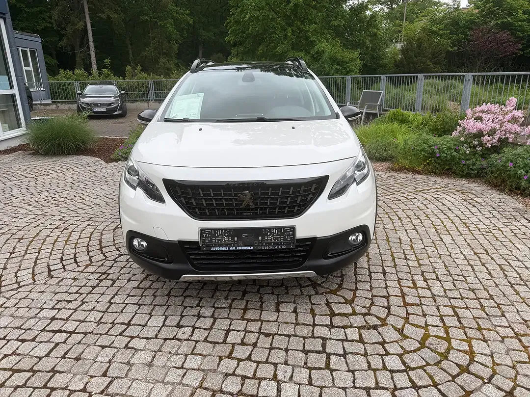 Peugeot 2008 - Thumbnail 2