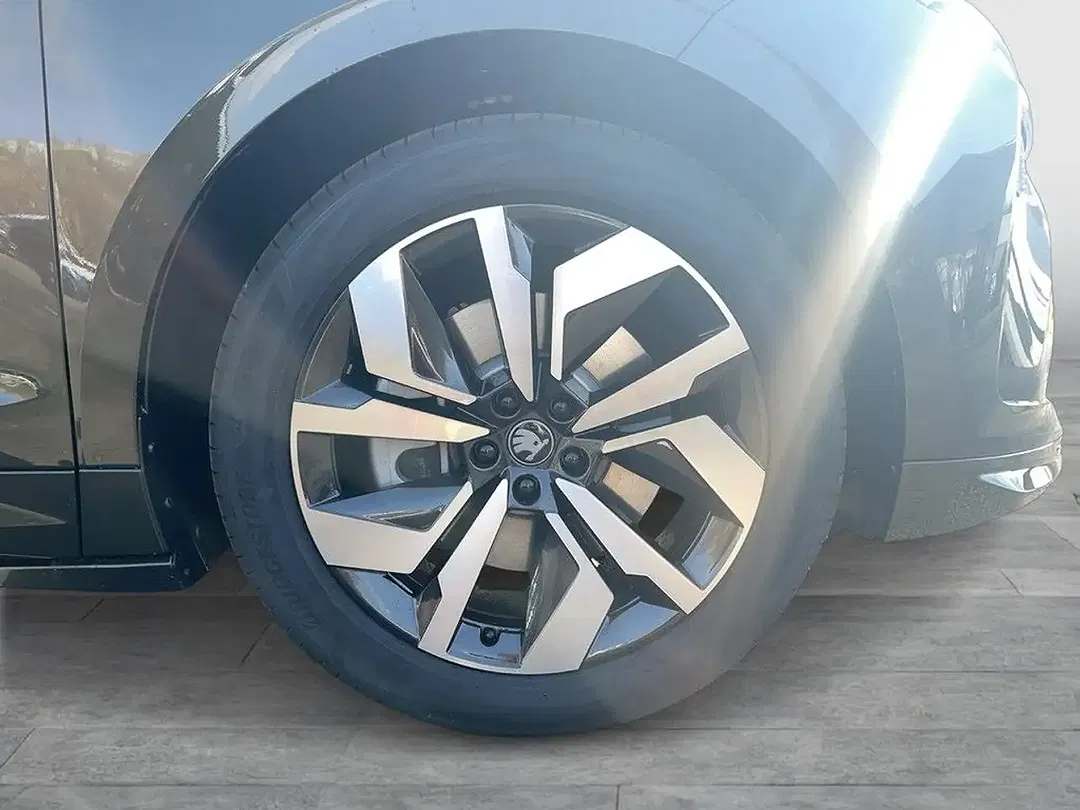 Skoda Enyaq - Thumbnail 7