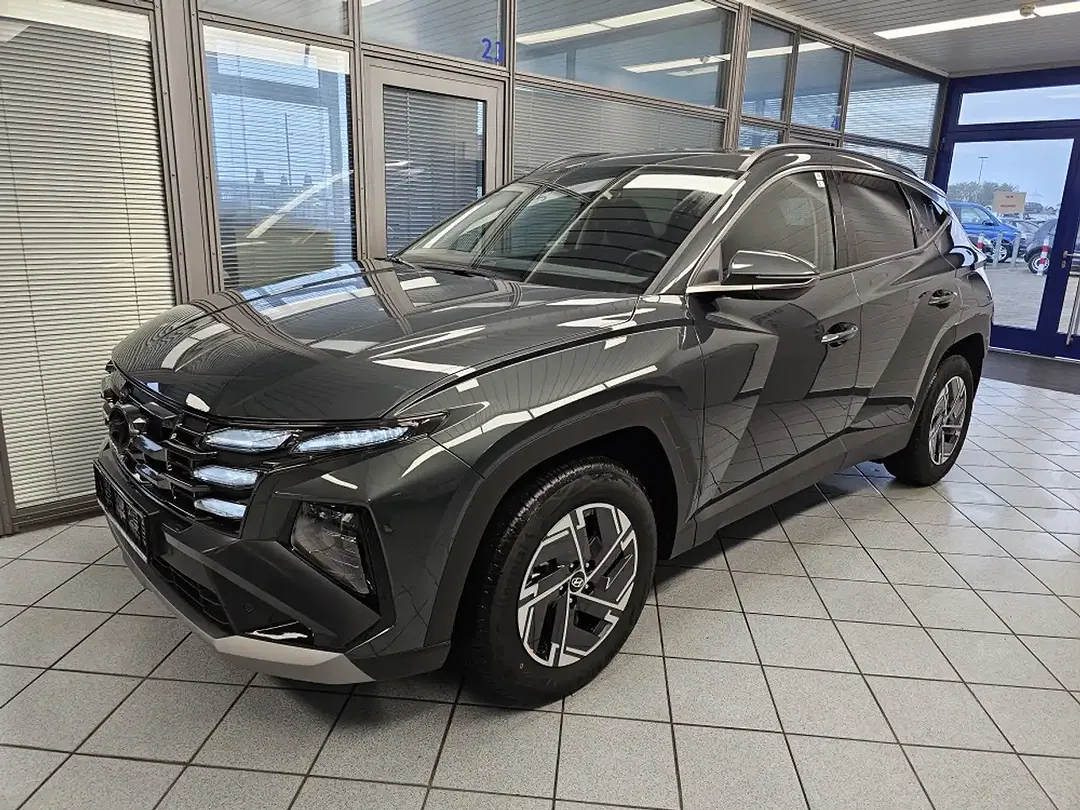 Hyundai TUCSON - Thumbnail 1