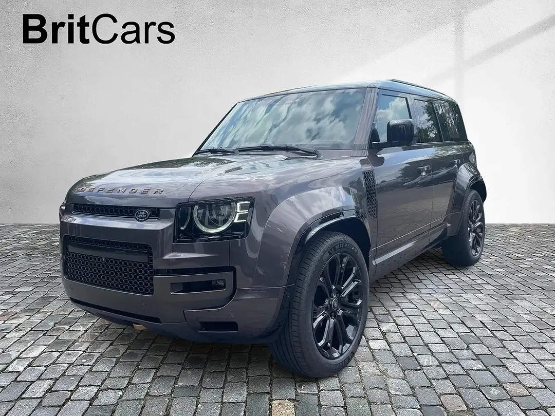 Land Rover Defender - Thumbnail 1