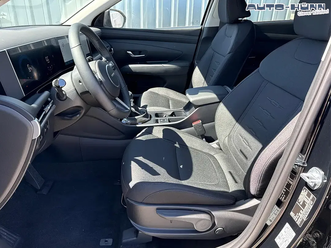 Hyundai TUCSON - Thumbnail 9
