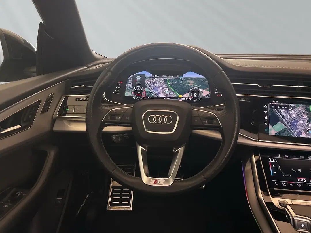 Audi Q8 - Thumbnail 10