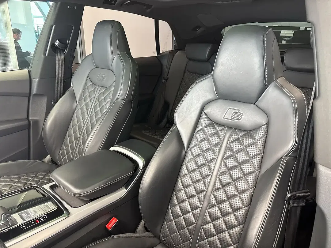 Audi Q8 - Thumbnail 14