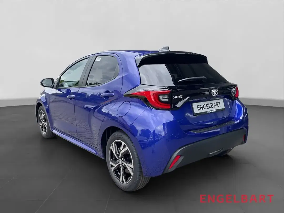 Toyota Yaris - Thumbnail 2