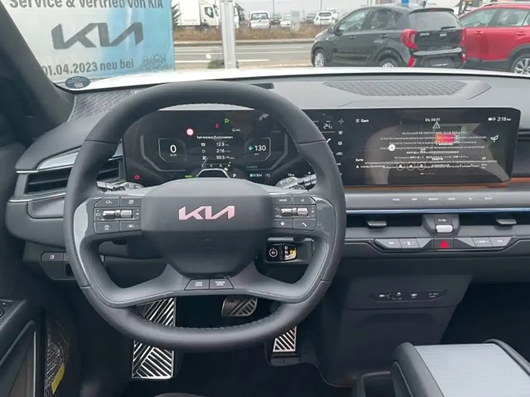 Kia EV9 - Thumbnail 11