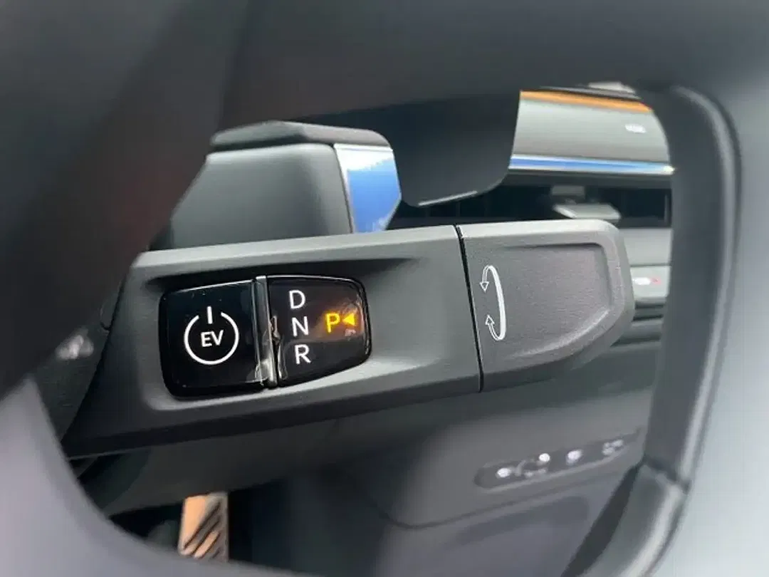 Kia EV9 - Thumbnail 14