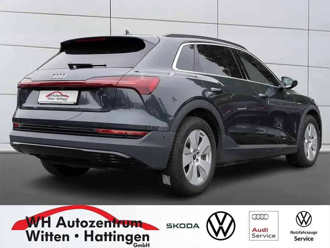 Audi e-tron - Thumbnail 2