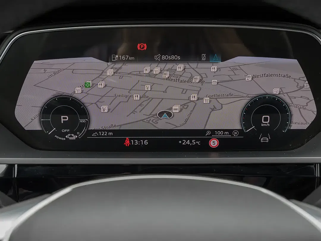 Audi e-tron - Thumbnail 5